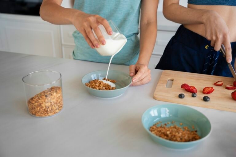 Read more about the article Pine nuts and goat’s milk require allergy labels: Experts